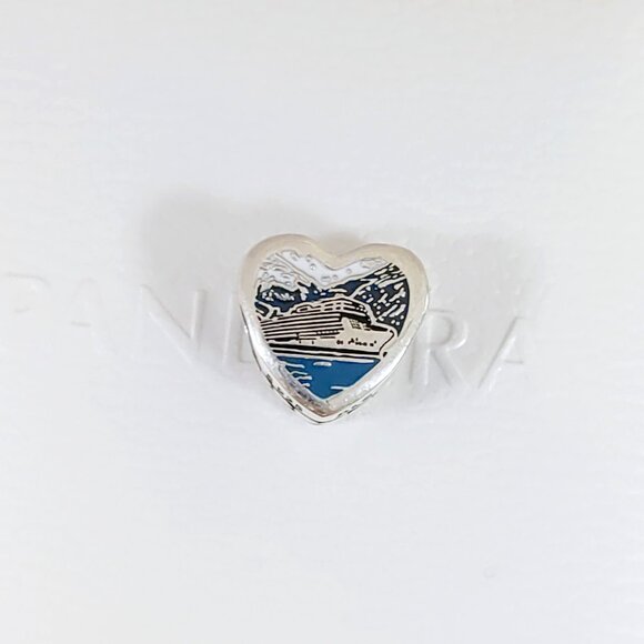 Pandora CHARM ENGRAVED WITH REVERSIBLE CRUISE-SHIP AND WHALE TAIL S925 SILVER - Picture 1 of 6